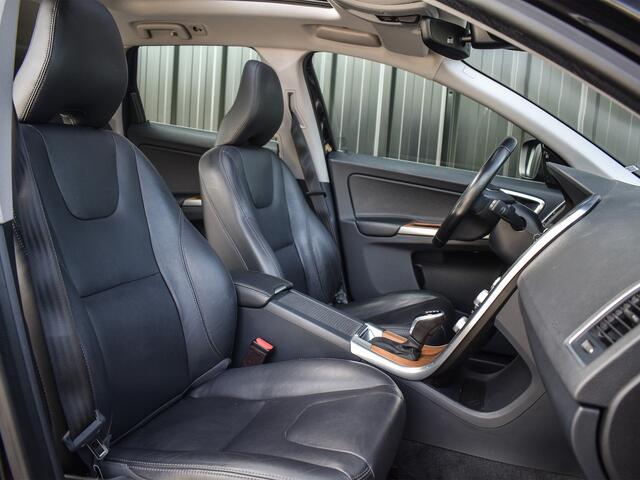 Volvo XC60 2.0 T5 FWD POLAR+ | NL AUTO | XENON-LED | PANORAMADAK | CAMERA | ADAPTIVE CRUISE | INTELLISAFE PRO | LEDER