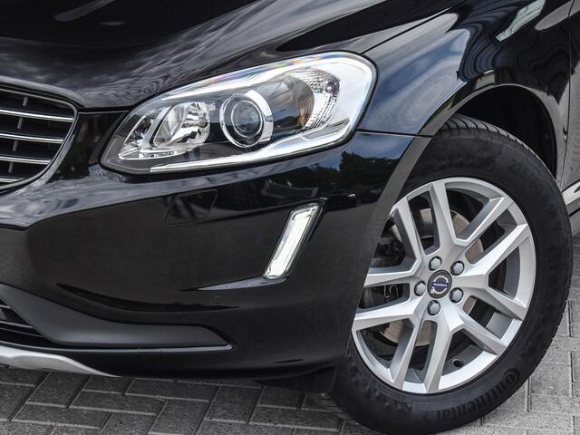 Volvo XC60 2.0 T5 FWD POLAR+ | NL AUTO | XENON-LED | PANORAMADAK | CAMERA | ADAPTIVE CRUISE | INTELLISAFE PRO | LEDER