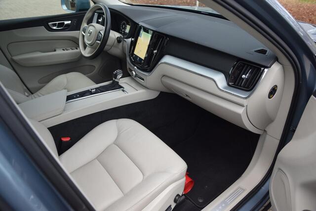 Volvo XC60 D4 AWD EU6 Momentum Autm met Leer/Trekhk/RIJKLAAR!