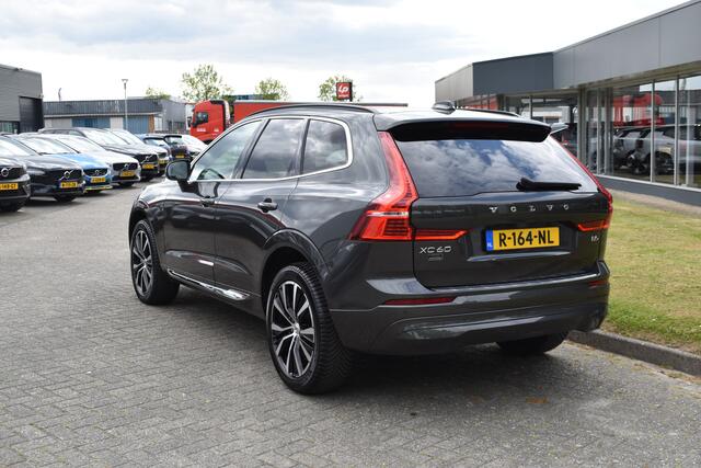Volvo XC60 B5 265PK Automaat Momentum Business Camera | Trekhaak | ACC | All seasons | Leder | Elektr. stoel | Stoelverwarming