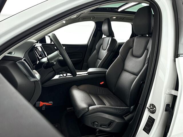 Volvo XC60 T6 Aut. Plug-in hybrid AWD Ultimate Dark | Panoramadak | 360° camera | Harman Kardon | Head-up display