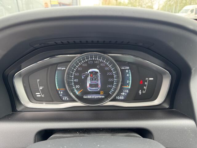 Volvo XC60 2.0 T6 R-Design