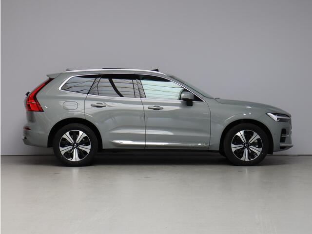 Volvo XC60 2.0 T6 Plug-in hybrid AWD Plus Bright / Panoramadak / 360 Camera / Elektrische Stoelen / BLIS / Verwarmbare Stoelen + Stuurwiel / Getint Glas /