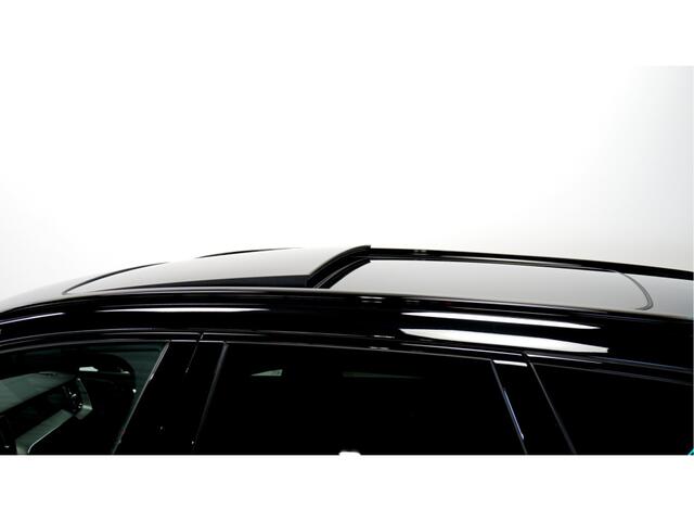 Volvo XC60 2.0 Recharge AWD 293kW/399pk Aut8 Plus Black Edition LUCHTVERING + PANORAMADAK + PILOT ASSIST + BLIS + HARMAN/KARDON + PILOT ASSIST + STOELVERWARMING&-VENTILATIE + STUURVERWARMING + PRIVACY GLASS + 360 CAMERA + 18" WINTERSET + 21" LM-VELGEN!!
