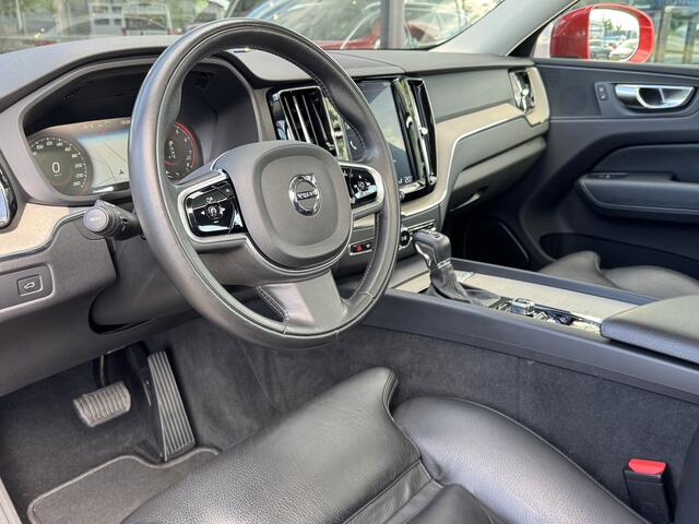 Volvo XC60 2.0 T5 AUT AWD Inscription Pano | Trekhaak | Pilot Assist |