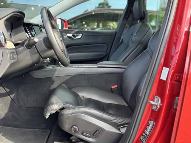 Volvo XC60 2.0 T5 AUT AWD Inscription Pano | Trekhaak | Pilot Assist |