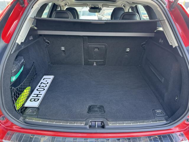 Volvo XC60 2.0 T5 AUT AWD Inscription Pano | Trekhaak | Pilot Assist |