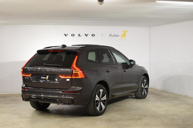 Volvo XC60 T6 350PK Automaat AWD Plus Dark / Adaptive Cruise control / Stoelverwarming v+a / Stuurverwarming / Elektr. achterklep / Panoramadak / Harman Kardon /