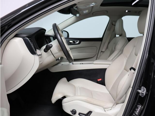 Volvo XC60 T8 AWD Twin Engine Inscription / Head up displ. / 360 camera / Pan. dak / Harman Kardon / Stoelverwarming