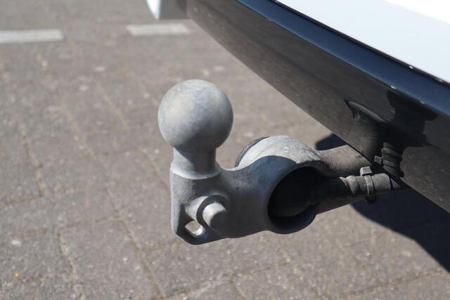 Volvo XC60 2.0 T6 Plug-in hybrid AWD Ultimate Dark