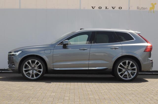 Volvo XC60 T6 340PK Automaat AWD Inscription / Adaptieve cruise control / BLIS / Parkeersensoren met 360 camera / Elektrische stoelen / Keyless entry / 22" velgen / Apple carplay / Leder dashboard / Harman Kardon audio