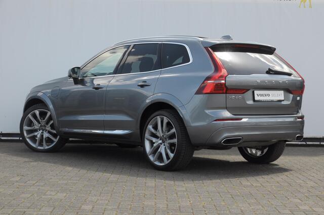 Volvo XC60 T6 340PK Automaat AWD Inscription / Adaptieve cruise control / BLIS / Parkeersensoren met 360 camera / Elektrische stoelen / Keyless entry / 22" velgen / Apple carplay / Leder dashboard / Harman Kardon audio