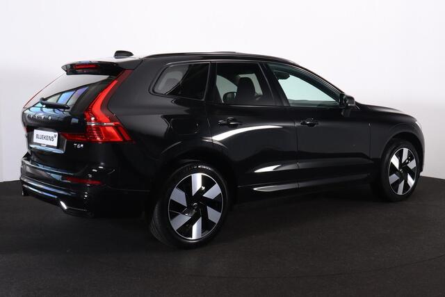 Volvo XC60 T6 Recharge AWD Plus Dark - LONG RANGE - Panorama/schuifdak - IntelliSafe Assist & Surround - 360º Camera - Harman/Kardon audio - Adaptieve LED koplampen - Verwarmde voorstoelen, stuur & achterbank - Parkeersensoren voor & achter - Elektr. bedienb. voorst