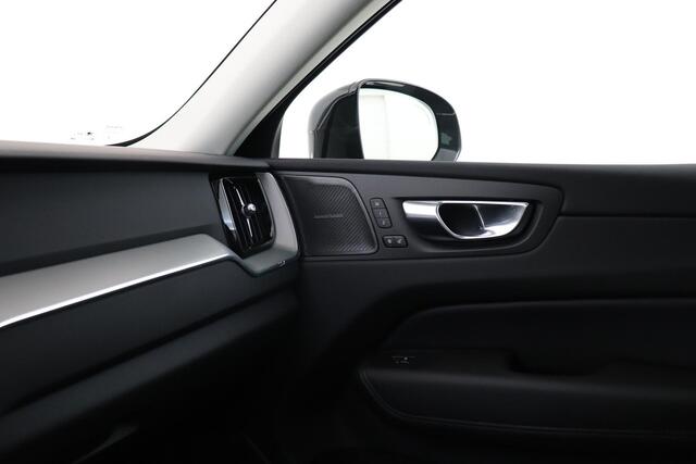 Volvo XC60 T8 PLUG-IN HYBRID AWD PLUS DARK -PANO.DAK|HARMAN/KARDON|360°CAM|20"|ADAP.LED