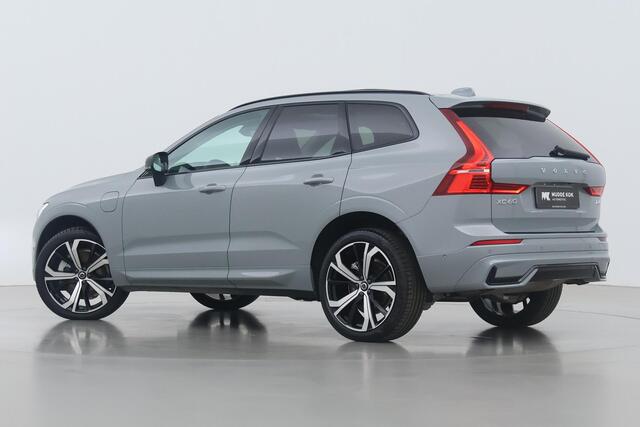 Volvo XC60 T6 Plug-in hybrid Ultra Dark | Luchtvering | Bowers&Wilkins | Massage+Ventilatie | Head-Up | 21 Inch | ACC