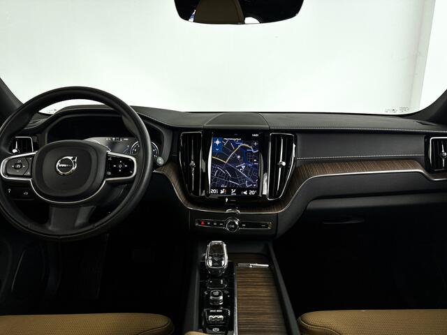 Volvo XC60 B5 Aut. Inscription | Panoramadak | 360° camera | Massage