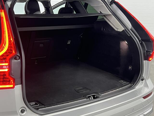 Volvo XC60 2.0 T6 Plug-in hybrid AWD Inscription Exp. Open dak | Trekhaak | Adapt. Cruise | Keyless | Camera