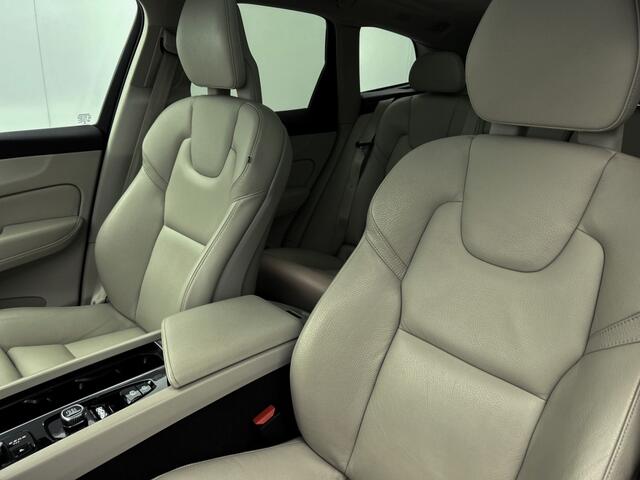 Volvo XC60 2.0 T8 Twin Engine AWD Inscription