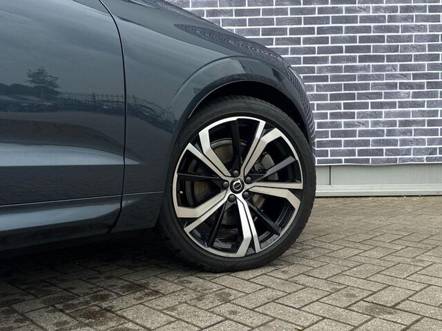 Volvo XC60 2.0 T6 Plug-in hybrid AWD R-Design | Long Range | Trekhaak | Luchtvering | Bowers & Wilkins | Google | Panorama-schuifdak | Memory | Leder | VOL |