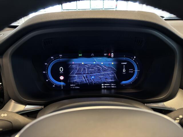 Volvo XC60 T6 AWD Plus Dark - Long Range - Panoramadak / Head Up / R-Design int / Google / Dab+ / Adaptive - Pilot ass / Stuur- en Stoelverw / H-K - Elek Trekhaak -