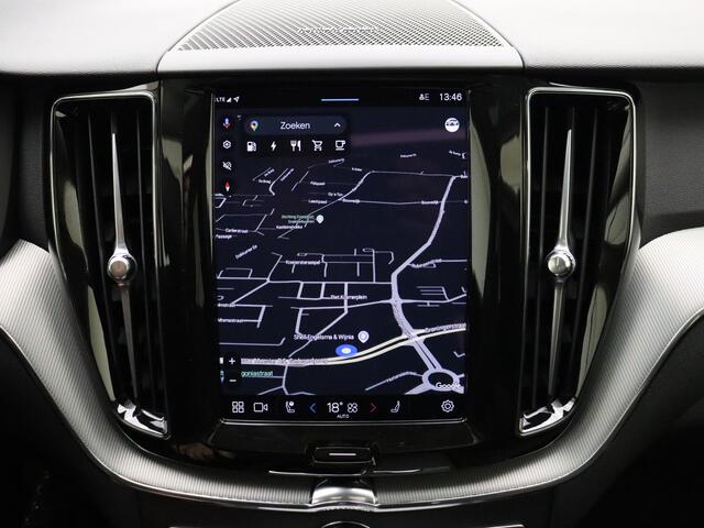 Volvo XC60 T6 Recharge 350PK AWD Plus Dark | Luchtvering | 360 Camera | Harman&Kardon | 21'' | Panoramadak | Trekhaak |