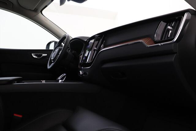 Volvo XC60 T8 RECHARGE AWD PLUS BRIGHT -PANO.DAK|HARMAN/KARDON|360°CAM|ADAP.LED|LUCHTVERING|GEVENT.LEDER + MASSAGE