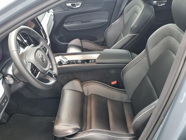 Volvo XC60 2.0 T6 Plug-in hybrid AWD Plus Dark PANO / TREKHAAK / 360 CAMERA / HARMAN KARDON