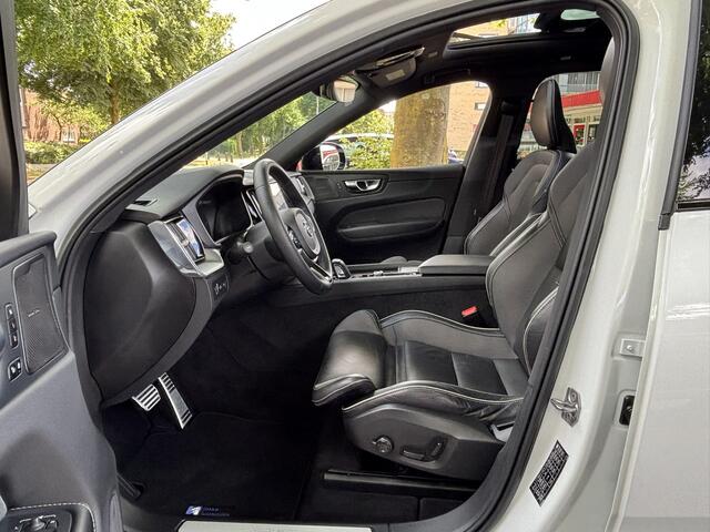Volvo XC60 T6 Plug-in hybrid AWD R-Design Pano Keyless Harman Kardon