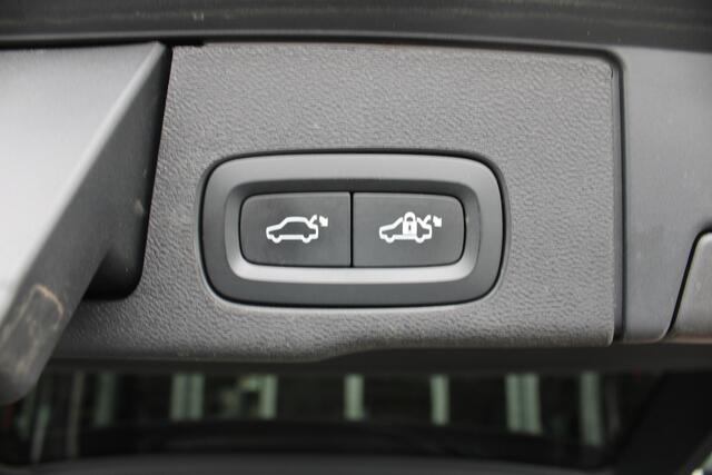 Volvo XC60 T6 Plug-in hybrid AWD Inscription Long Range | Trekhaak |Schuif/kanteldak | 360 Camera | Adapt. Cruise | H&K Audio