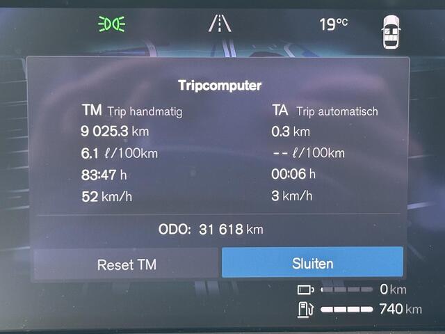 Volvo XC60 T8 Plug-in hybrid AWD Ultimate Dark / Trekhaak / Pano. dak / Geventileerde + verwarmde stoelen / Luchtvering / Bowers & Wilkins / Head-up display /