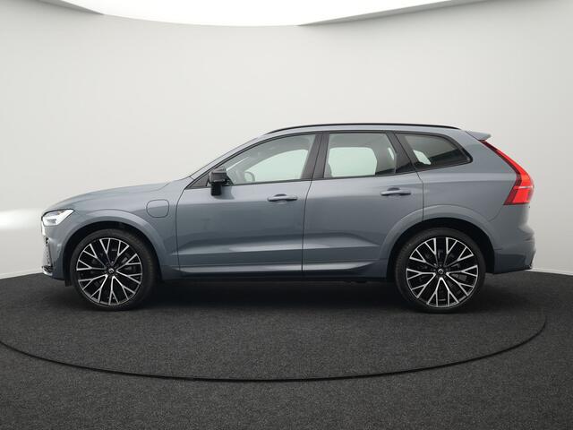 Volvo XC60 T6 Plug-in hybrid AWD R-Design Panodak | Adaptive Cruise | Harman Kardon | Lederen Sportstoelen Memory | Camera | Google Maps | 22"L.M | Keyless | Stuurverwarming |