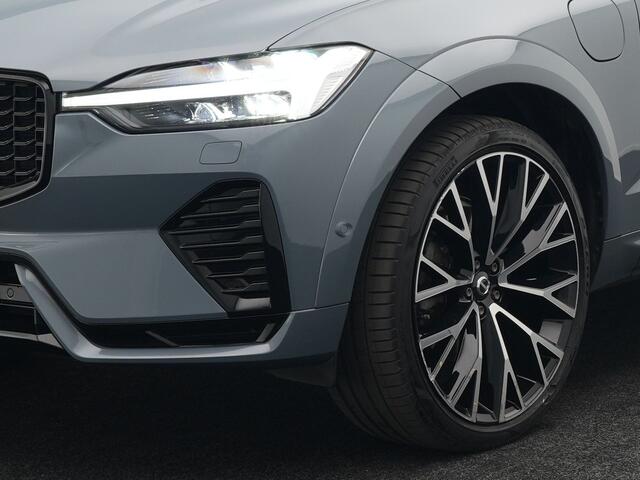 Volvo XC60 T6 Plug-in hybrid AWD R-Design Panodak | Adaptive Cruise | Harman Kardon | Lederen Sportstoelen Memory | Camera | Google Maps | 22"L.M | Keyless | Stuurverwarming |