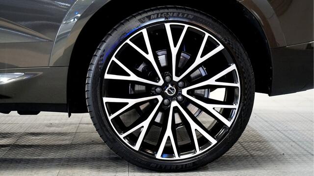 Volvo XC60 2.0 T6 AWD 250kW/340pk Aut8 Recharge Inscription BOWERS&WILKINS + HEAD UP + BLIS + PANORAMADAK + ADAPT.CRUISE + PILOT ASSIST + SPORTSTOELEN + CAMERA + ADAPTIVE LED + EL.TREKHAAK + STOEL-&STUURVERWARMING + BLIS + PARKSENSOREN V&A + 22" LM-VELGEN!!