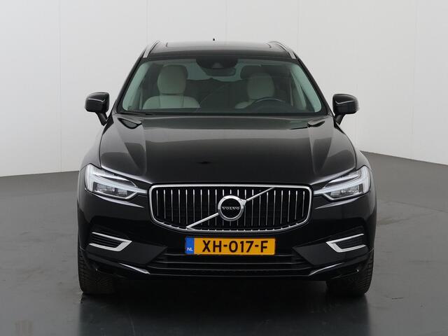 Volvo XC60 2.0 T8 Twin Engine AWD Inscription | Trekhaak | Panoramadak | Navigatiesysteem | Parkeercamera | Apple Carplay / Android Auto | Keyless Go |