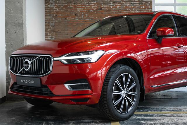 Volvo XC60 T8 Twin Engine AWD Inscription | Dealeronderhouden | 360° parkeercamera | Electrische bedienbare voorstoelen | Semi-electrische wegklapbare trekhaak | Stoelverwarming | Parkeersensoren voor + achter | Panoramadak | BLIS |