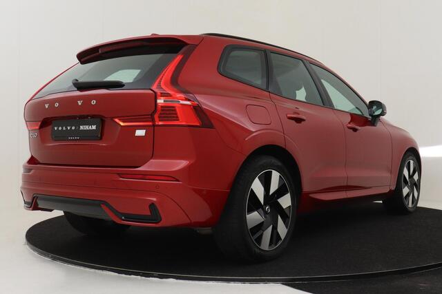 Volvo XC60 RECHARGE T6 AWD ULTIMATE DARK -PANO.DAK|B&W-AUDIO|LUCHTVERING|HEAD-UP DISP.|20"
