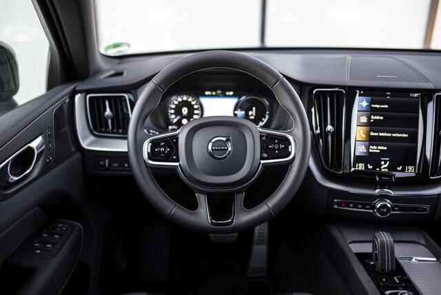 Volvo XC60 2.0 T8 Twin Engine AWD R-Design | Trekhaak | Luxury Line | Adaptieve Cruise Control | Head Up Display | 360 Camera | | Scandinavian Line | 21" |