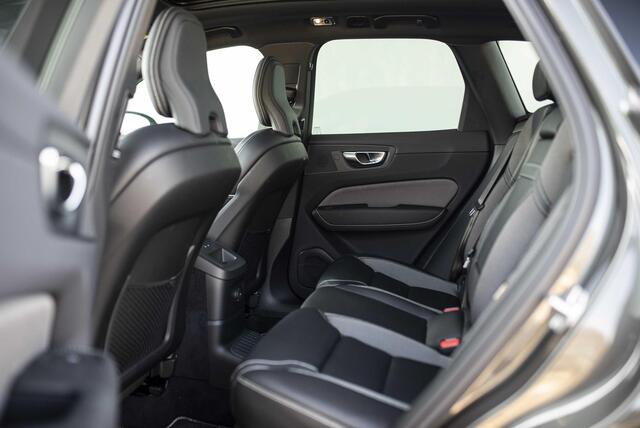 Volvo XC60 2.0 T8 Twin Engine AWD R-Design | Trekhaak | Luxury Line | Adaptieve Cruise Control | Head Up Display | 360 Camera | | Scandinavian Line | 21" |