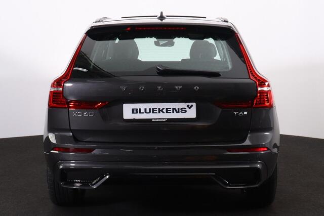 Volvo XC60 T6 Recharge AWD Plus Dark - LONG RANGE - Panorama/schuifdak - IntelliSafe Assist & Surround - 360º Camera - Adaptieve LED koplampen - Verwarmde voorstoelen, stuur & achterbank - Parkeersensoren voor & achter - Elektr. bedienb. voorstoelen met geheugen - D