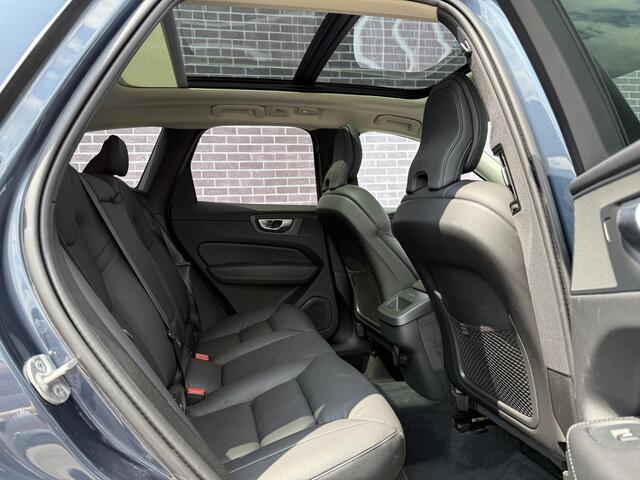 Volvo XC60 B4 D Plus Dark | Harman/Kardon | 360° Camera | Standkachel | Stuur + Stoelverwarming | Panorama Schuifdak | Adaptieve LED verlichting |