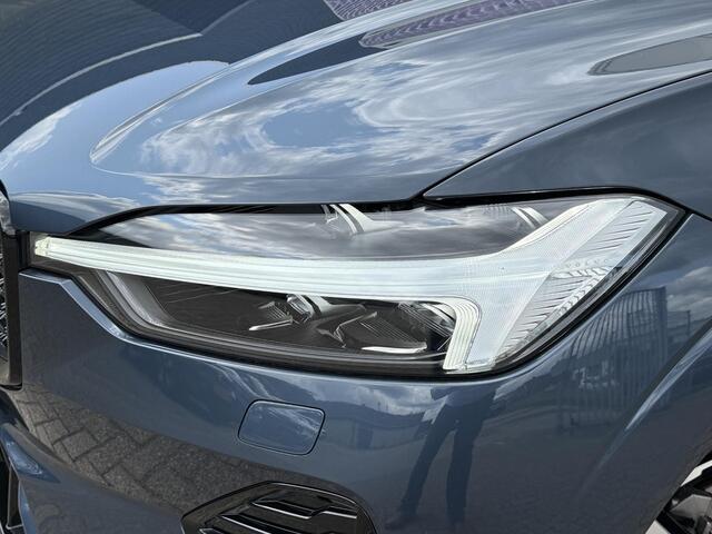 Volvo XC60 B4 D Plus Dark | Harman/Kardon | 360° Camera | Standkachel | Stuur + Stoelverwarming | Panorama Schuifdak | Adaptieve LED verlichting |