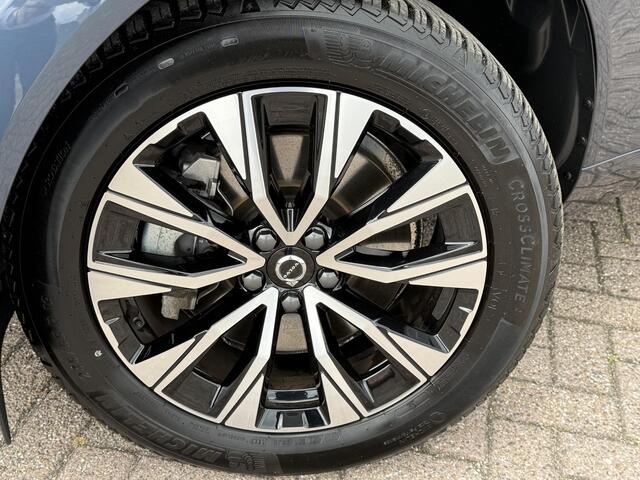Volvo XC60 B4 D Plus Dark | Harman/Kardon | 360° Camera | Standkachel | Stuur + Stoelverwarming | Panorama Schuifdak | Adaptieve LED verlichting |