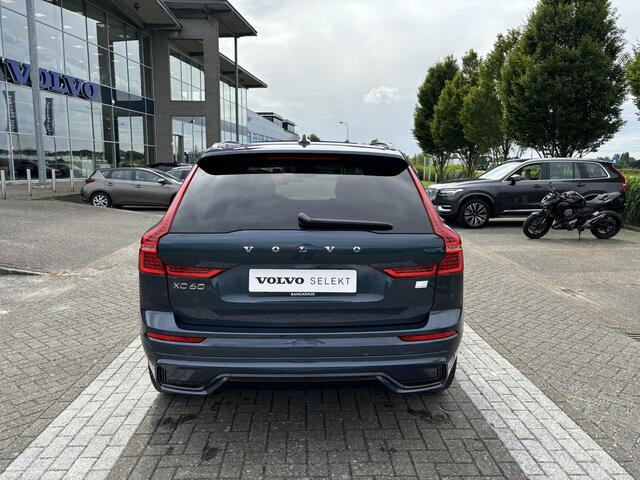 Volvo XC60 T8 Plug-in hybrid AWD Ultra Dark | Luchtvering | 360 Camera | Trekhaak | Harman/Kardon |