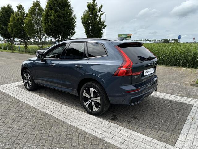 Volvo XC60 T8 Plug-in hybrid AWD Ultra Dark | Luchtvering | 360 Camera | Trekhaak | Harman/Kardon |