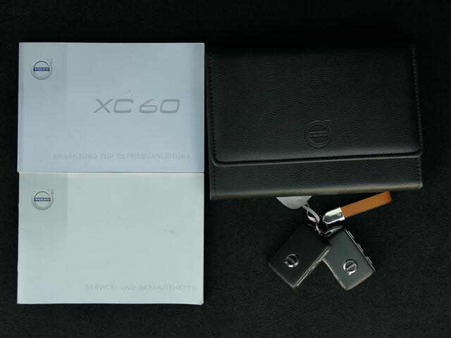 Volvo XC60 D4 AUT AWD Inscription Panoramadak / Leer / Trekhaak / Navi