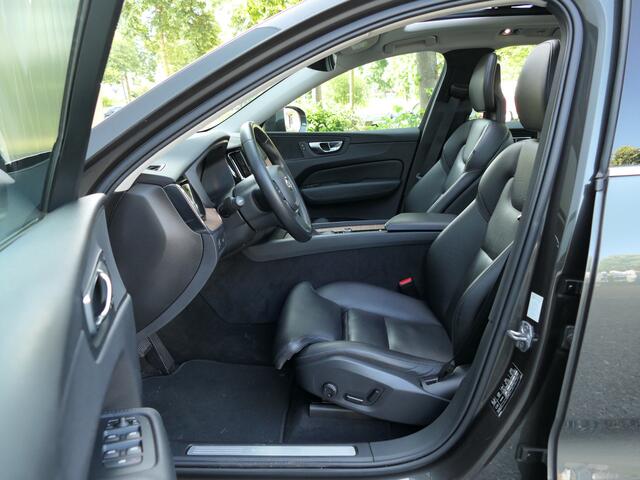 Volvo XC60 D4 AUT AWD Inscription Panoramadak / Leer / Trekhaak / Navi