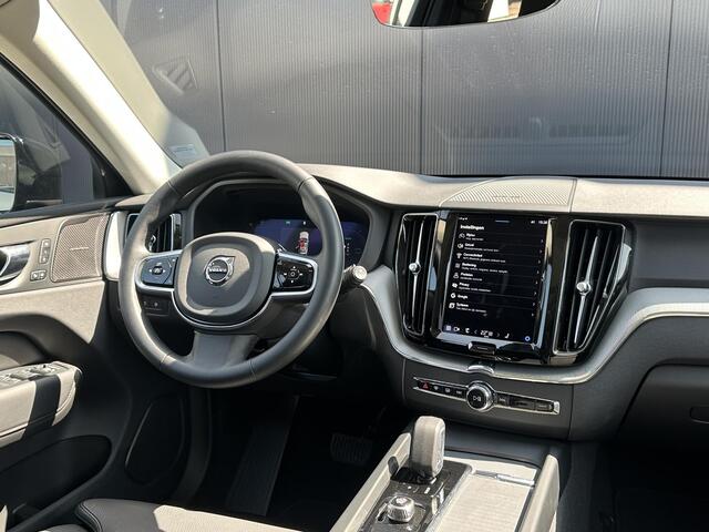 Volvo XC60 2.0 T6 Plug-in hybrid AWD Plus Dark Pano. dak / Verwarmde stoelen / Harman Kardon / Elek. verstelbare stoelen / Verwarmde stoelen /