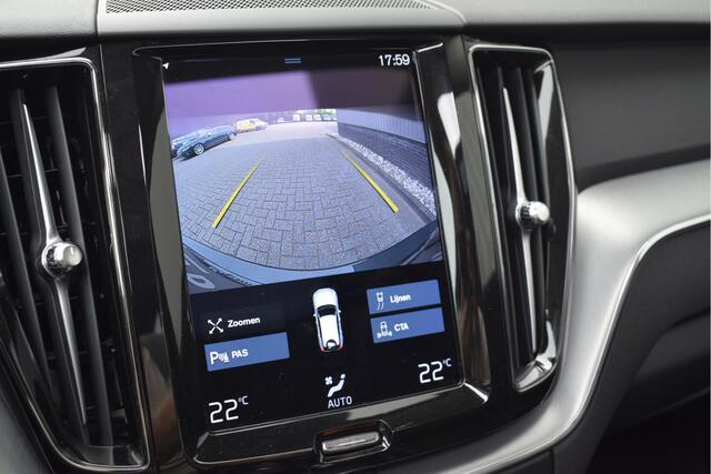 Volvo XC60 2.0 T8 Recharge AWD R-Design 304pk, Panorama, Pilot assist, Harman/kardon, Camera