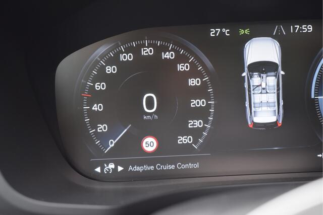 Volvo XC60 2.0 T8 Recharge AWD R-Design 304pk, Panorama, Pilot assist, Harman/kardon, Camera