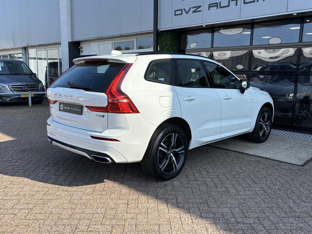 Volvo XC60 2.0 Recharge T8 390 PK AWD R-Design | Pano | Trekhaak | Luchtvering | BTW |